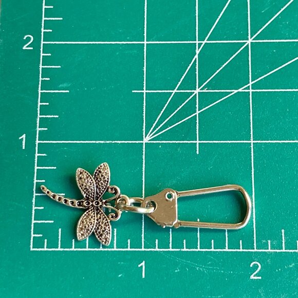 Dragonfly Keychain Zipper Pull Purse Bag Charm Backpack Silver Plated Insect Bug - Picture 9 of 9